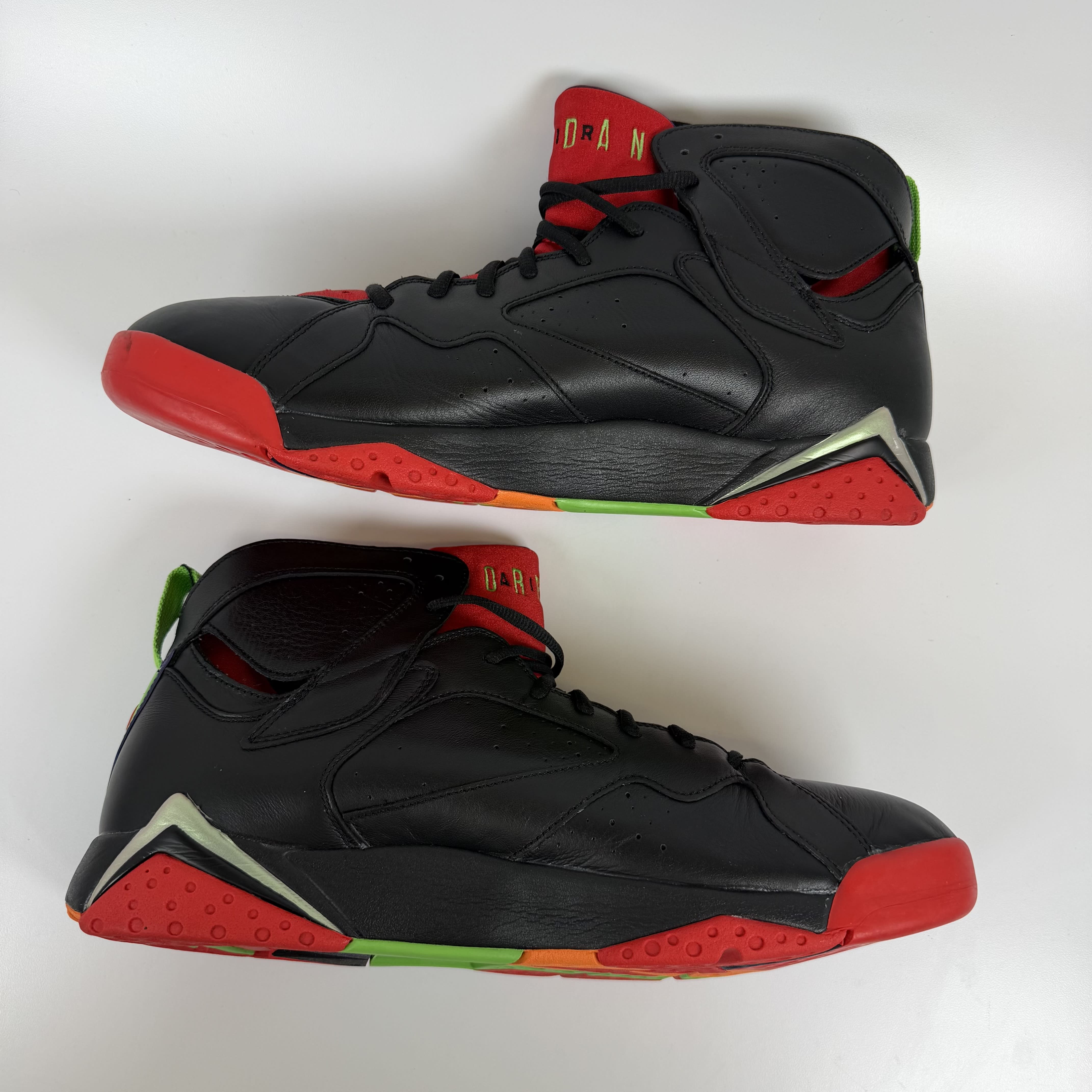 661150 Jordan 7 Retro Marvin the Martian
