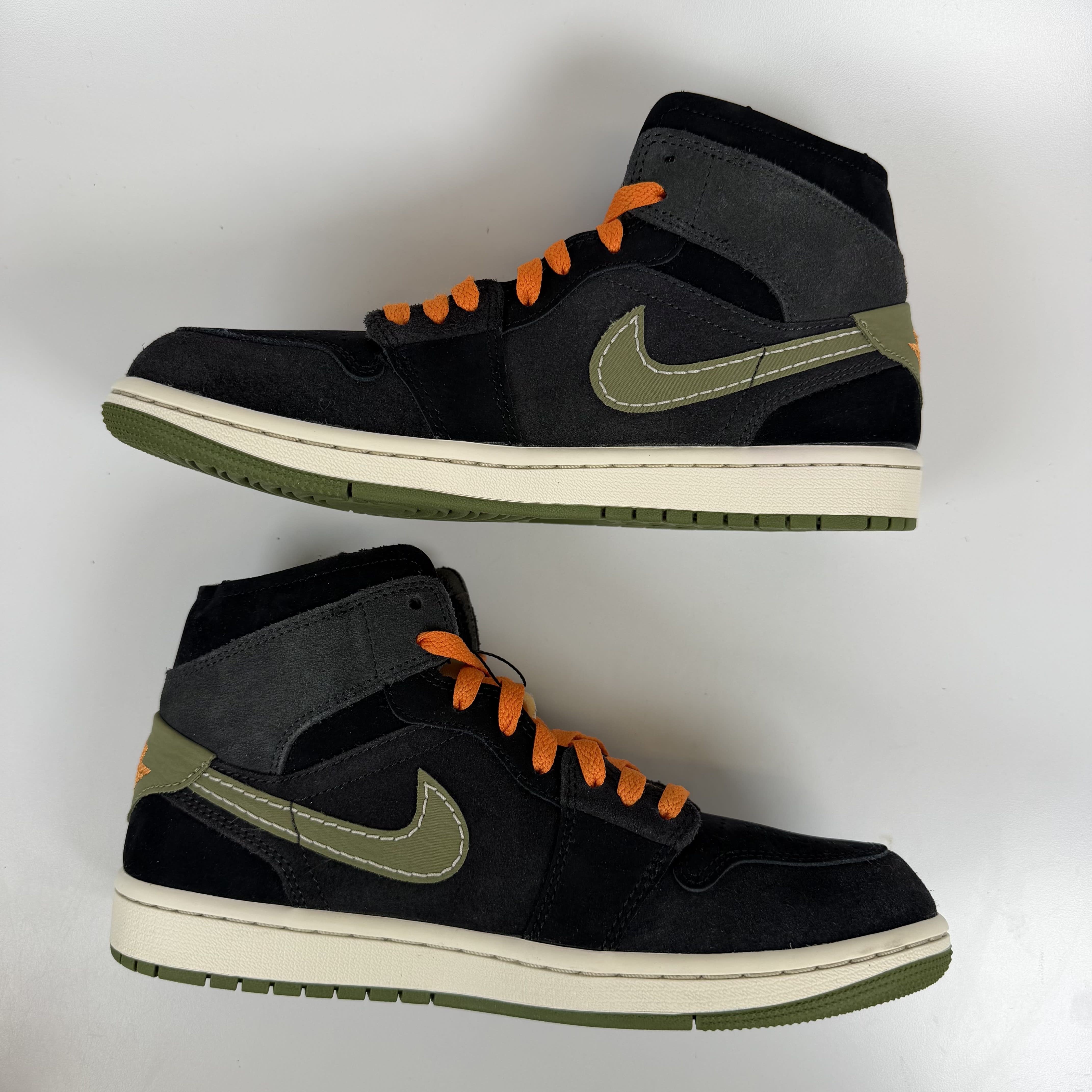 516355 Jordan 1 Mid SE Craft Anthracite Light Olive