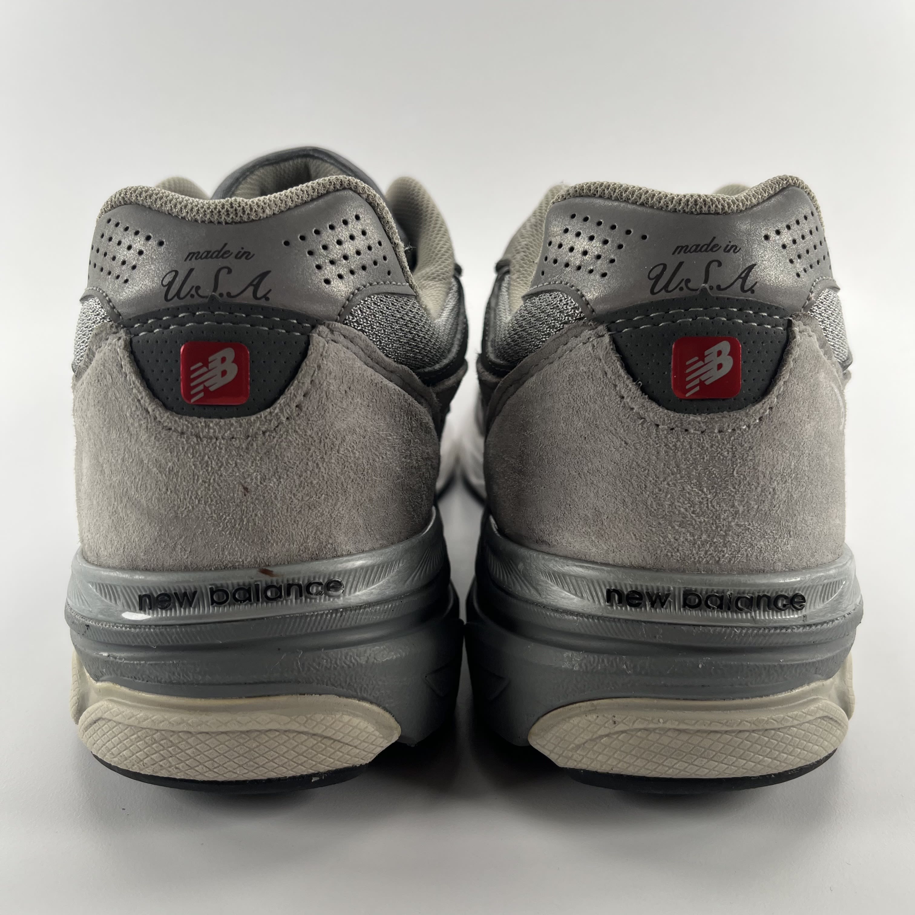 420543 New Balance 990v3 MiUSA Grey
