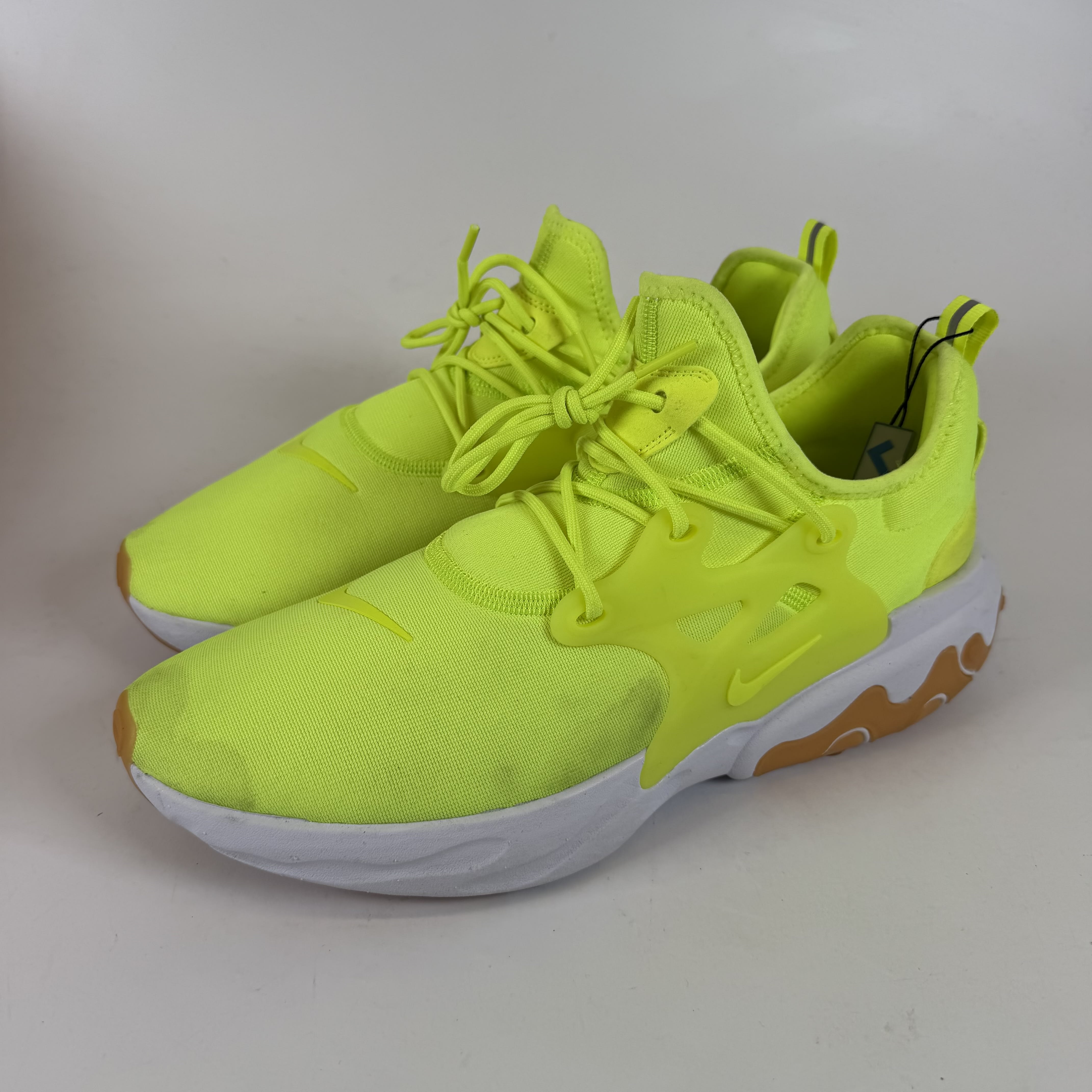 SP6902 Nike React Presto Volt