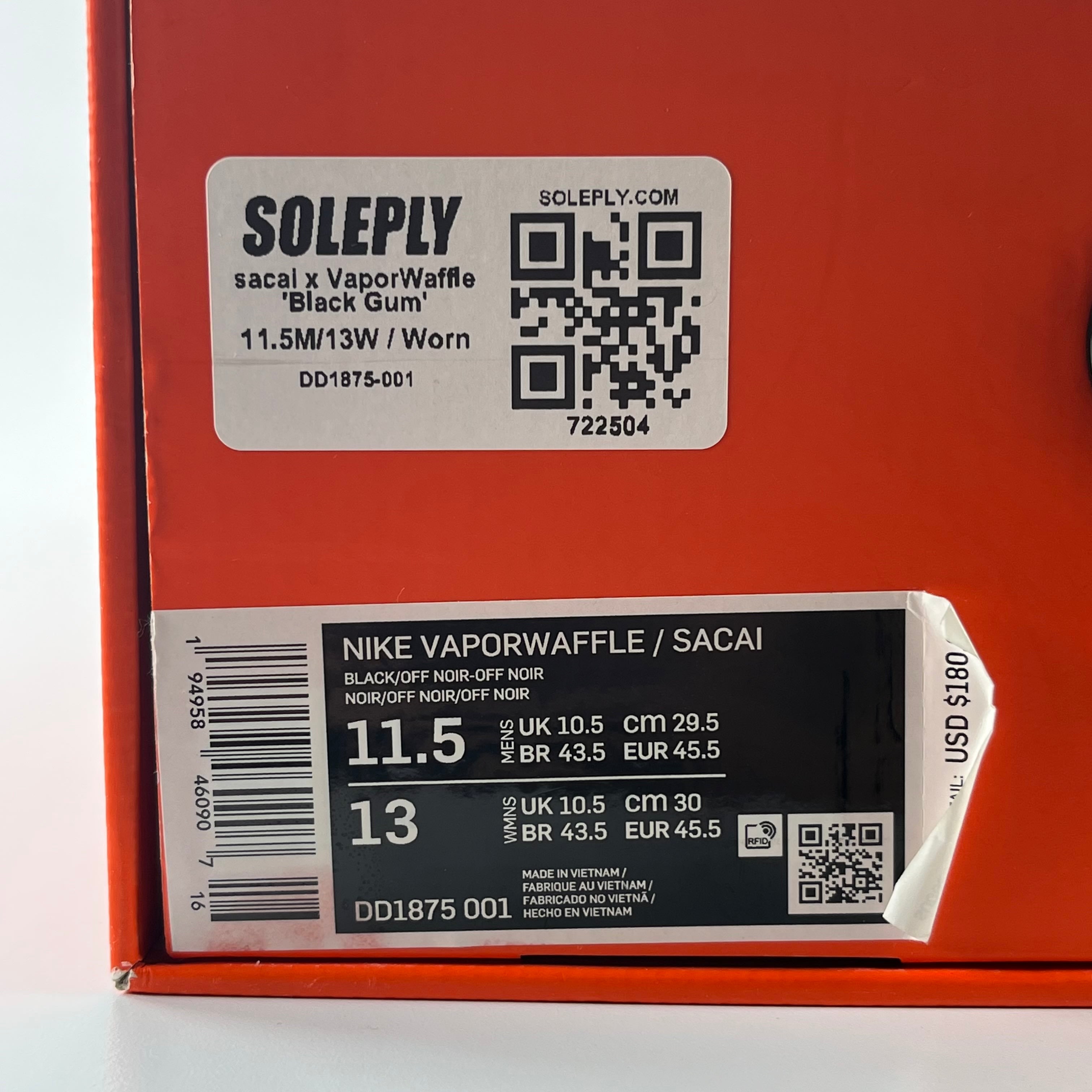 722504 sacai x VaporWaffle 'Black Gum'