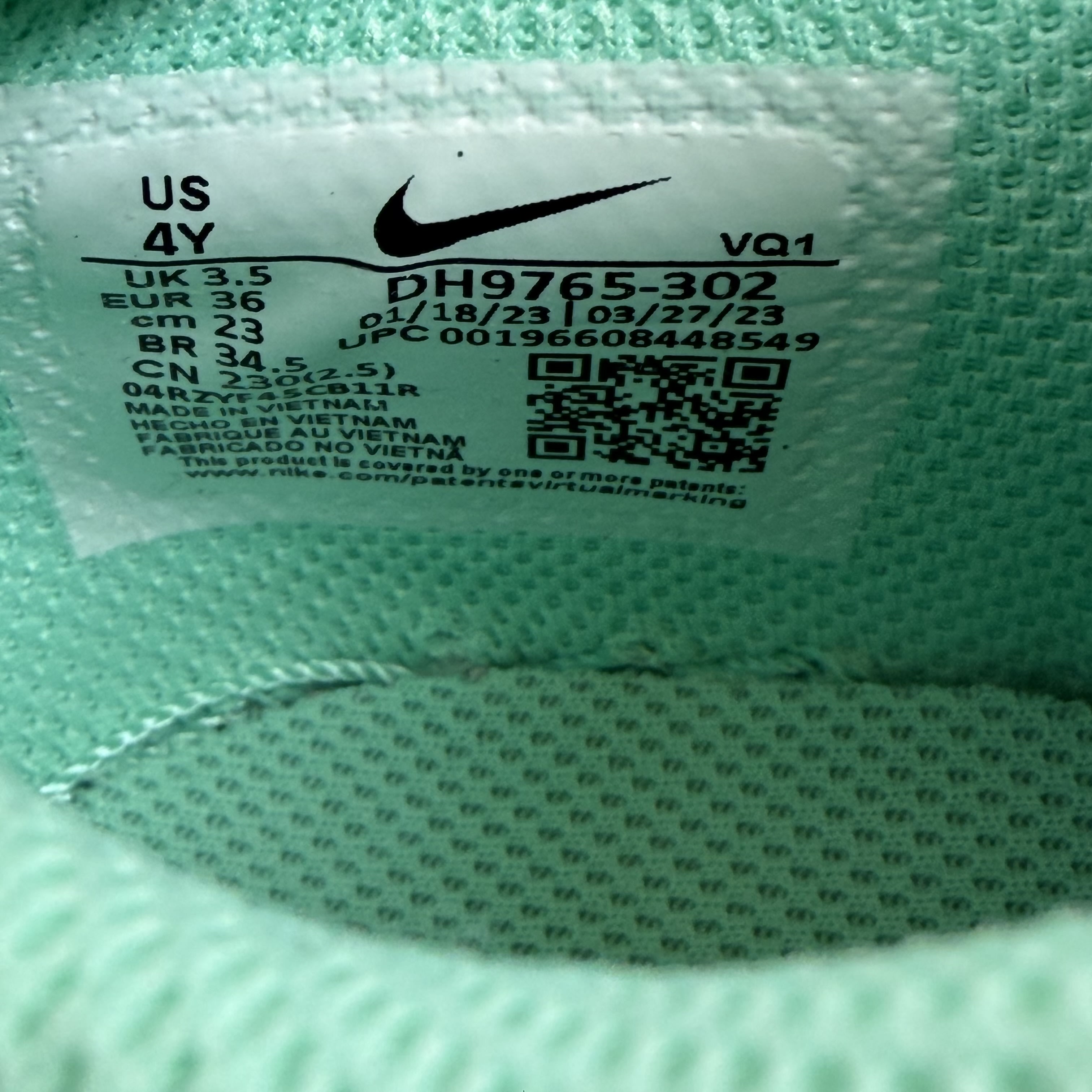 327059 Nike Dunk Low Emerald Rise (GS)