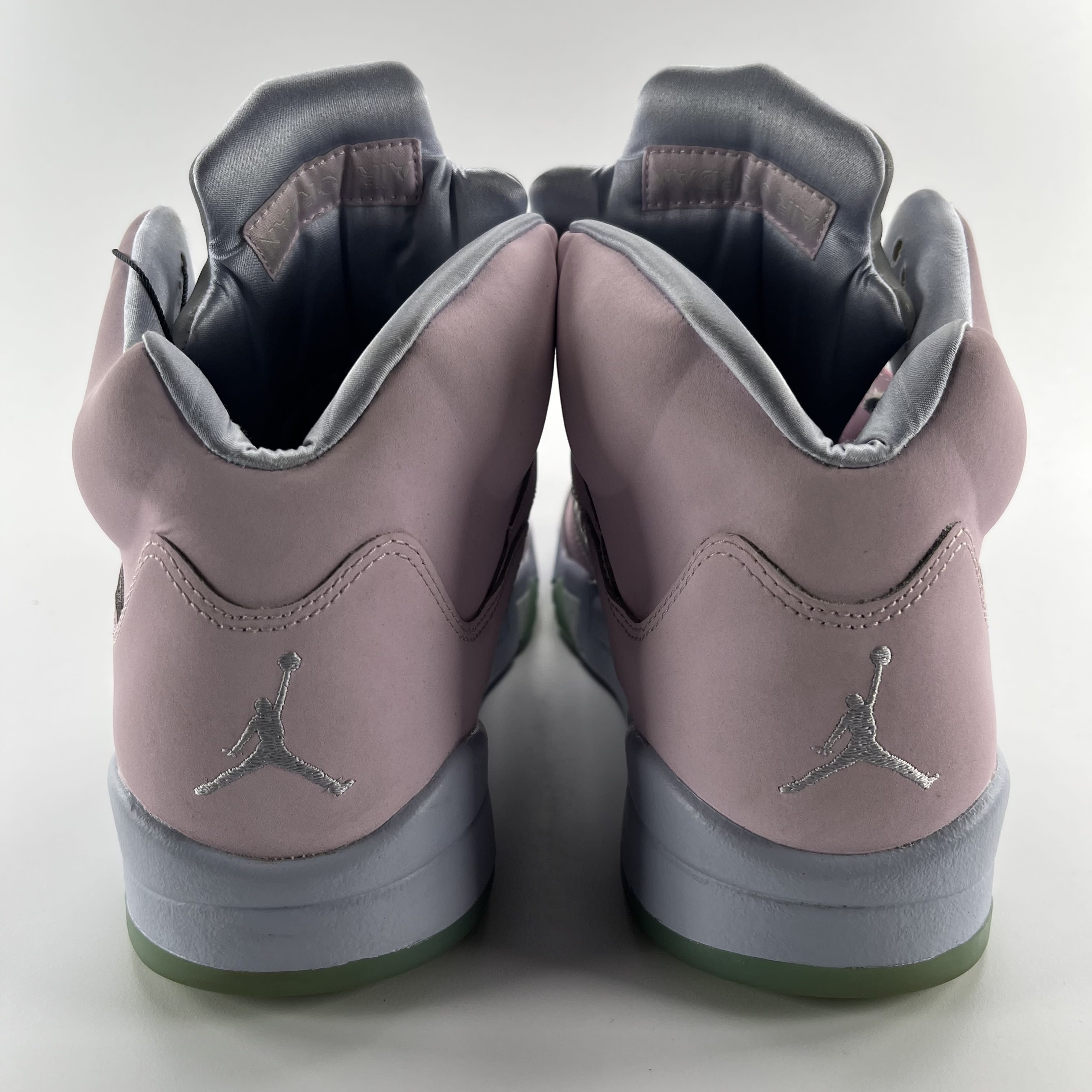 712933 Jordan 5 Retro Easter (2022)
