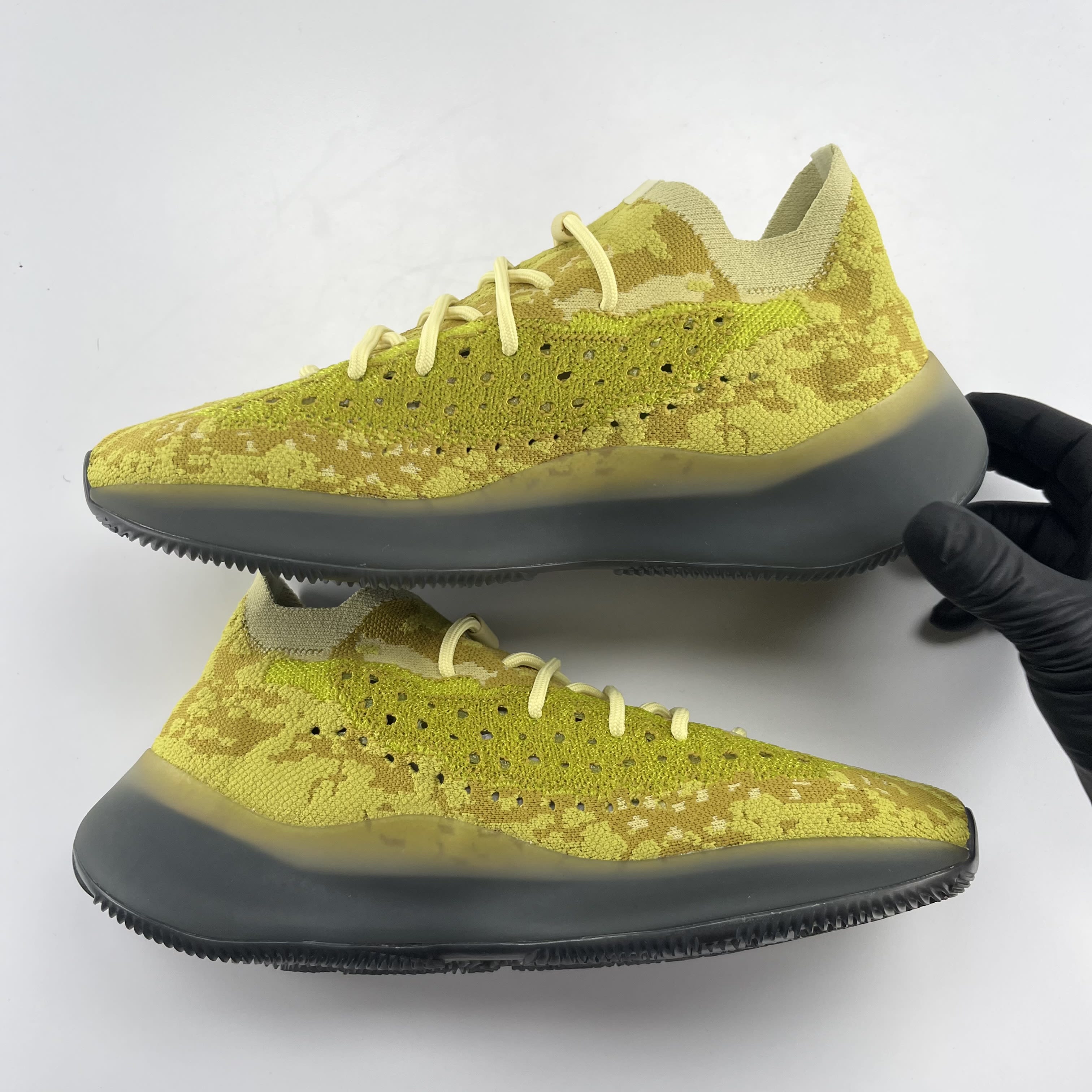 809116 adidas Yeezy Boost 380 Hylte
