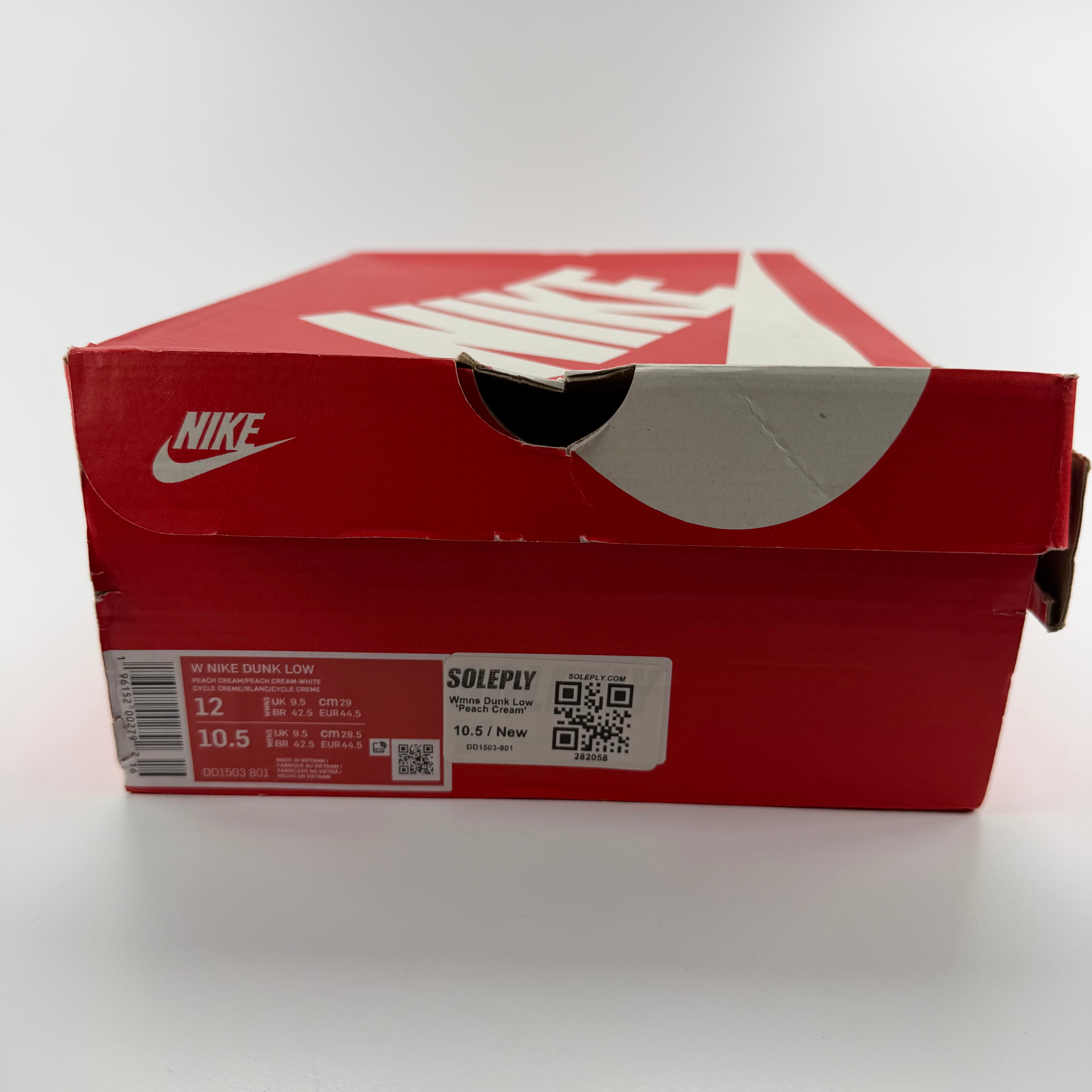 282058 Nike Dunk Low Peach Cream (Women's)