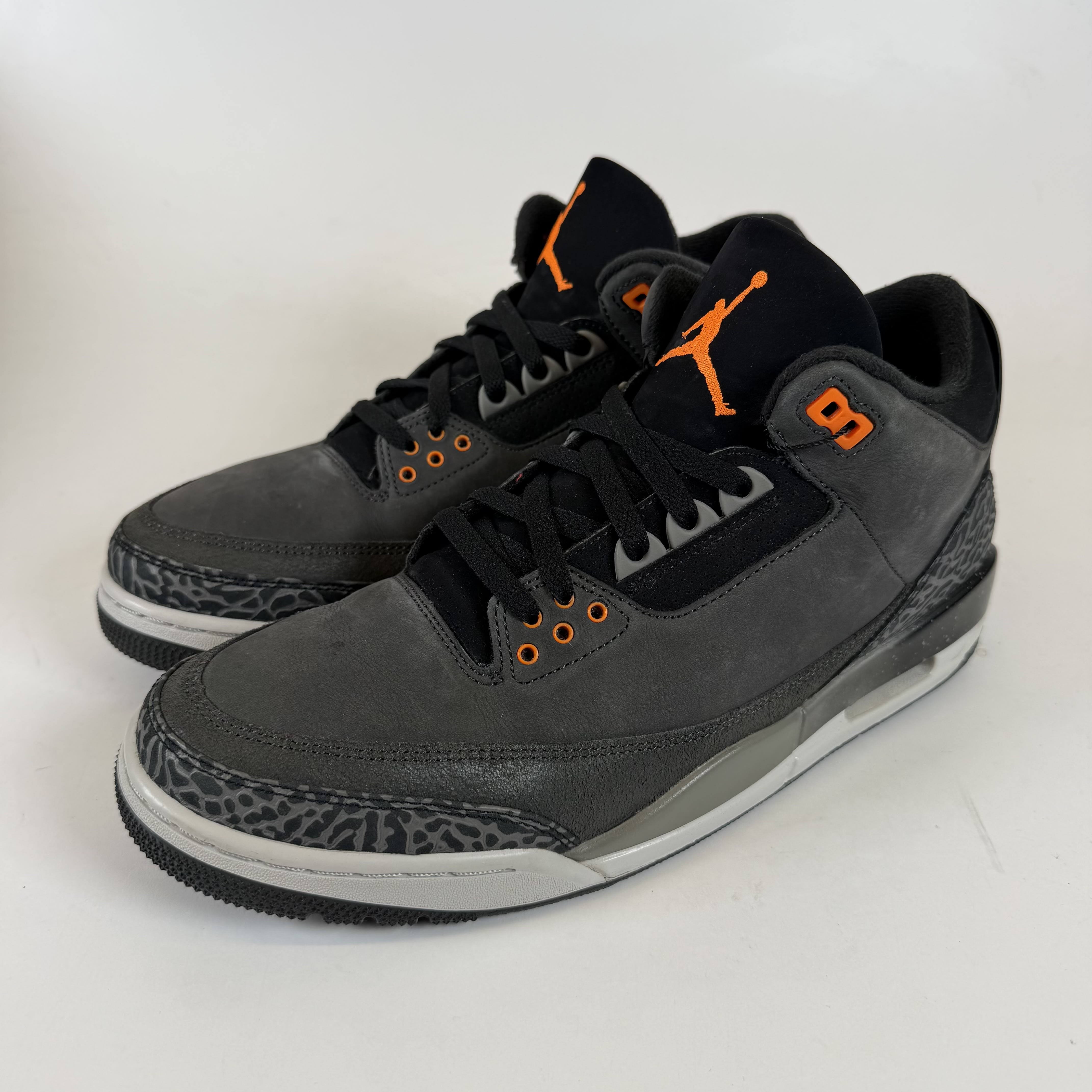SP6910 Jordan 3 Retro Fear Pack (2023)