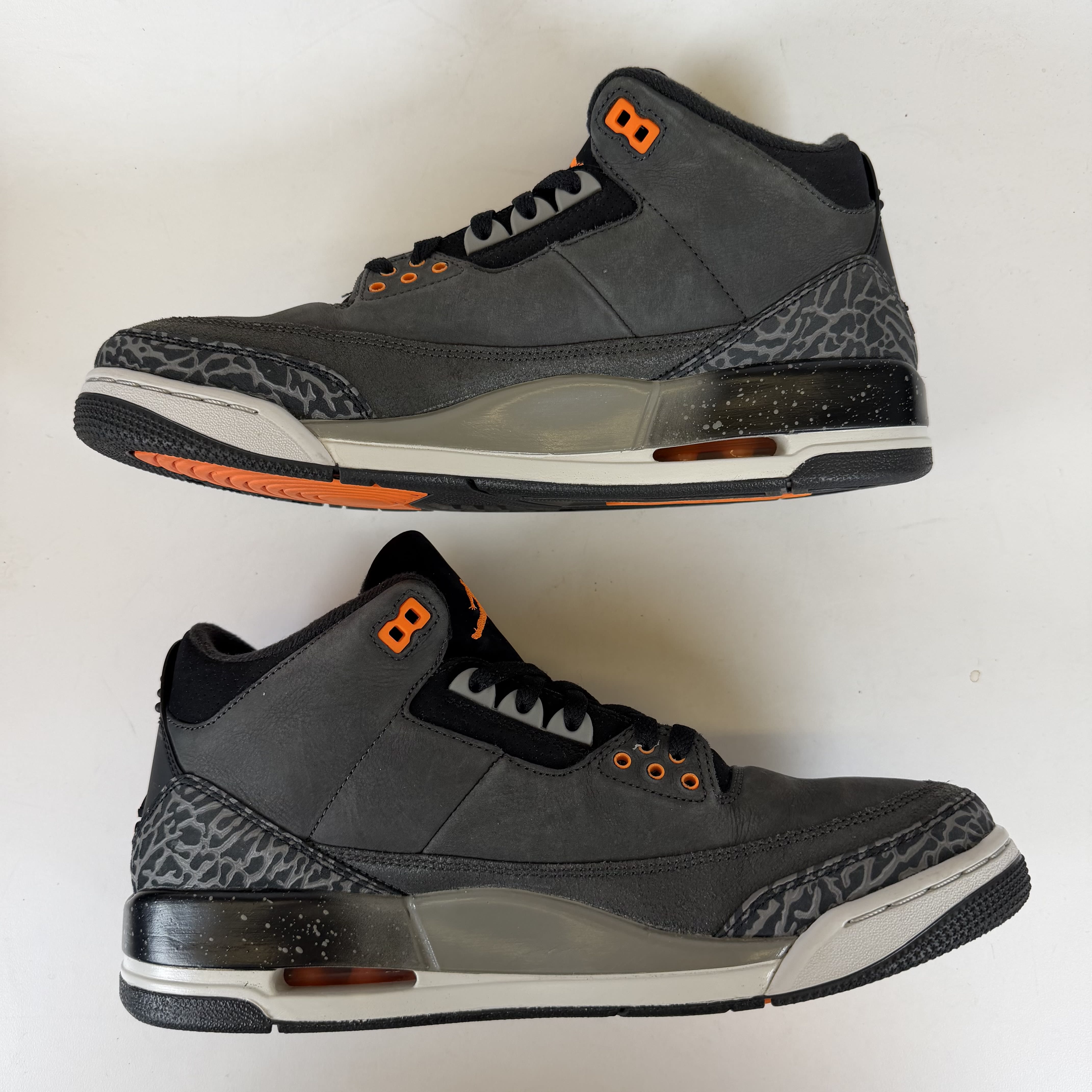 SP6910 Jordan 3 Retro Fear Pack (2023)