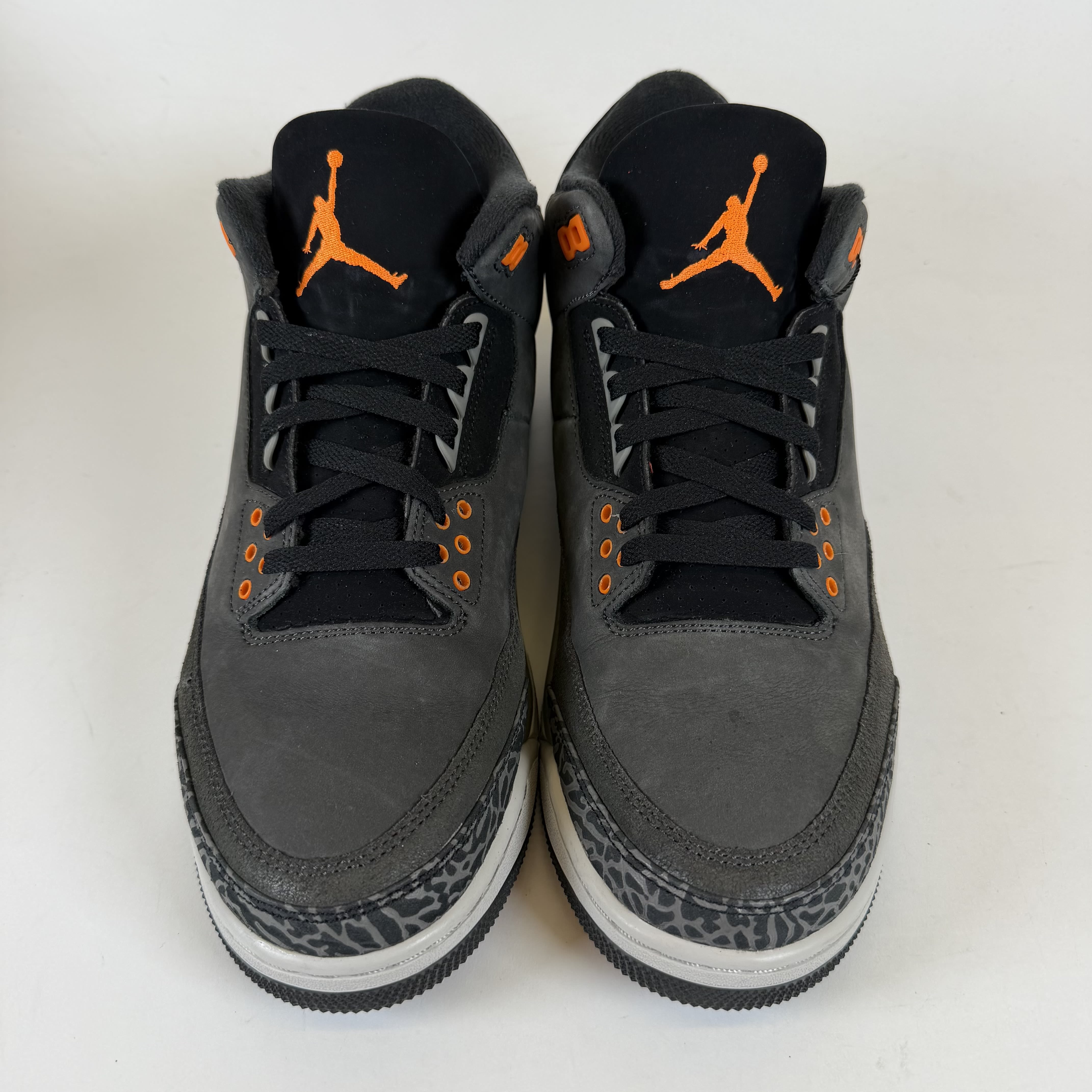 SP6910 Jordan 3 Retro Fear Pack (2023)