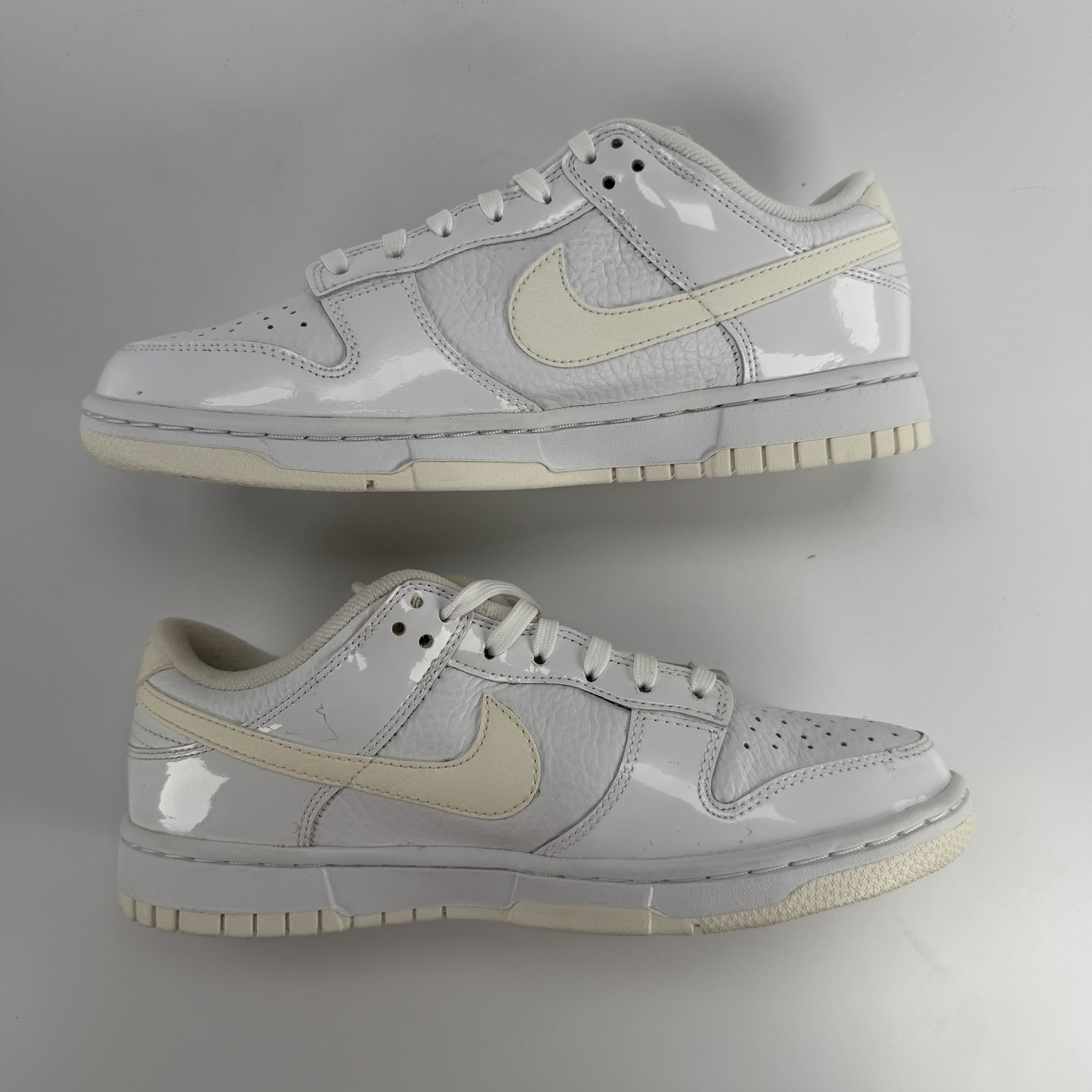322868 Wmns Dunk Low 'Valentine's Day - Yellow Heart'