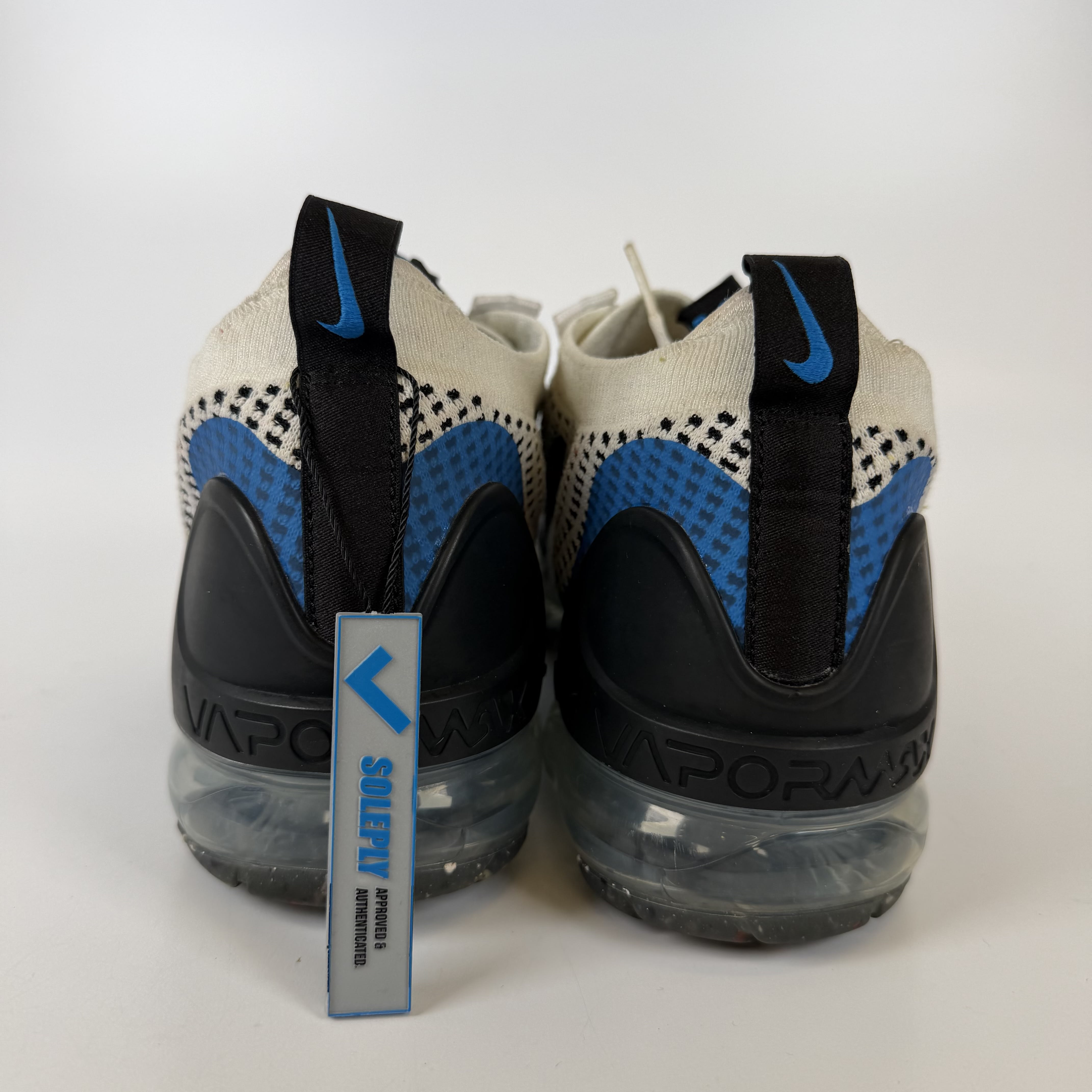 441877 Nike Air VaporMax 2021 Flyknit White Black Photo Blue