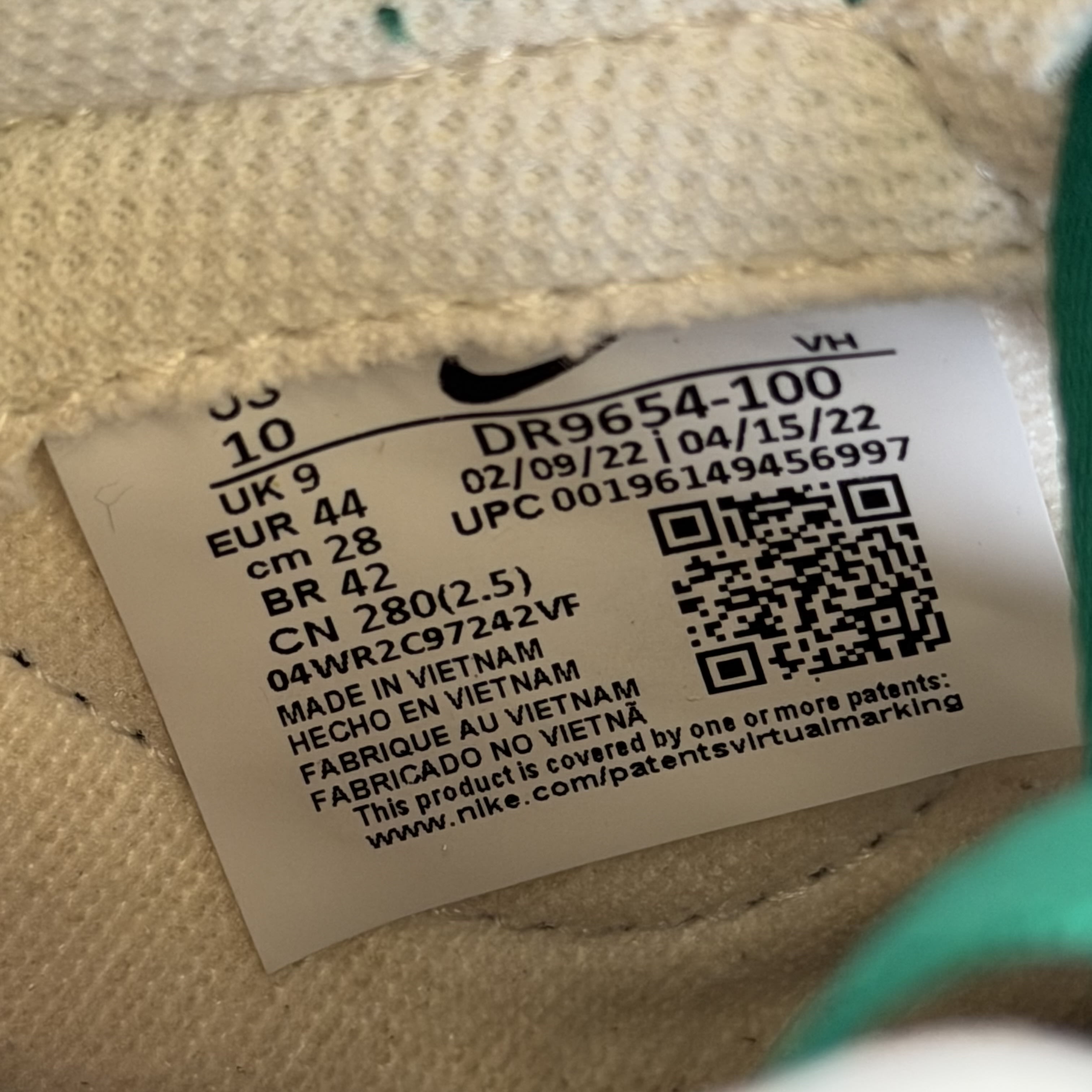 SP6827 Nike Dunk Low SE Lottery Pack Malachite Green