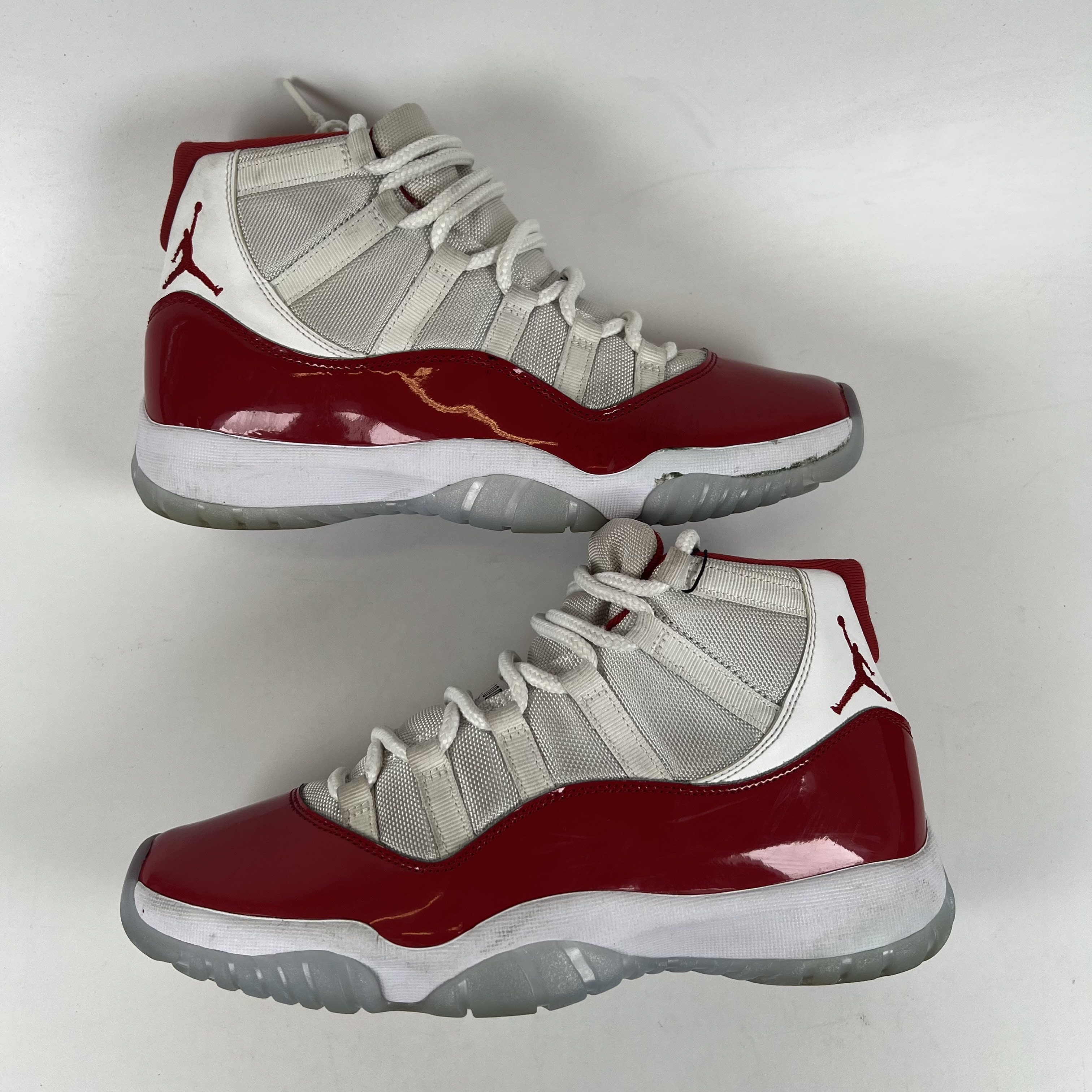 [SP8160] Jordan 11 Retro Cherry (2022)