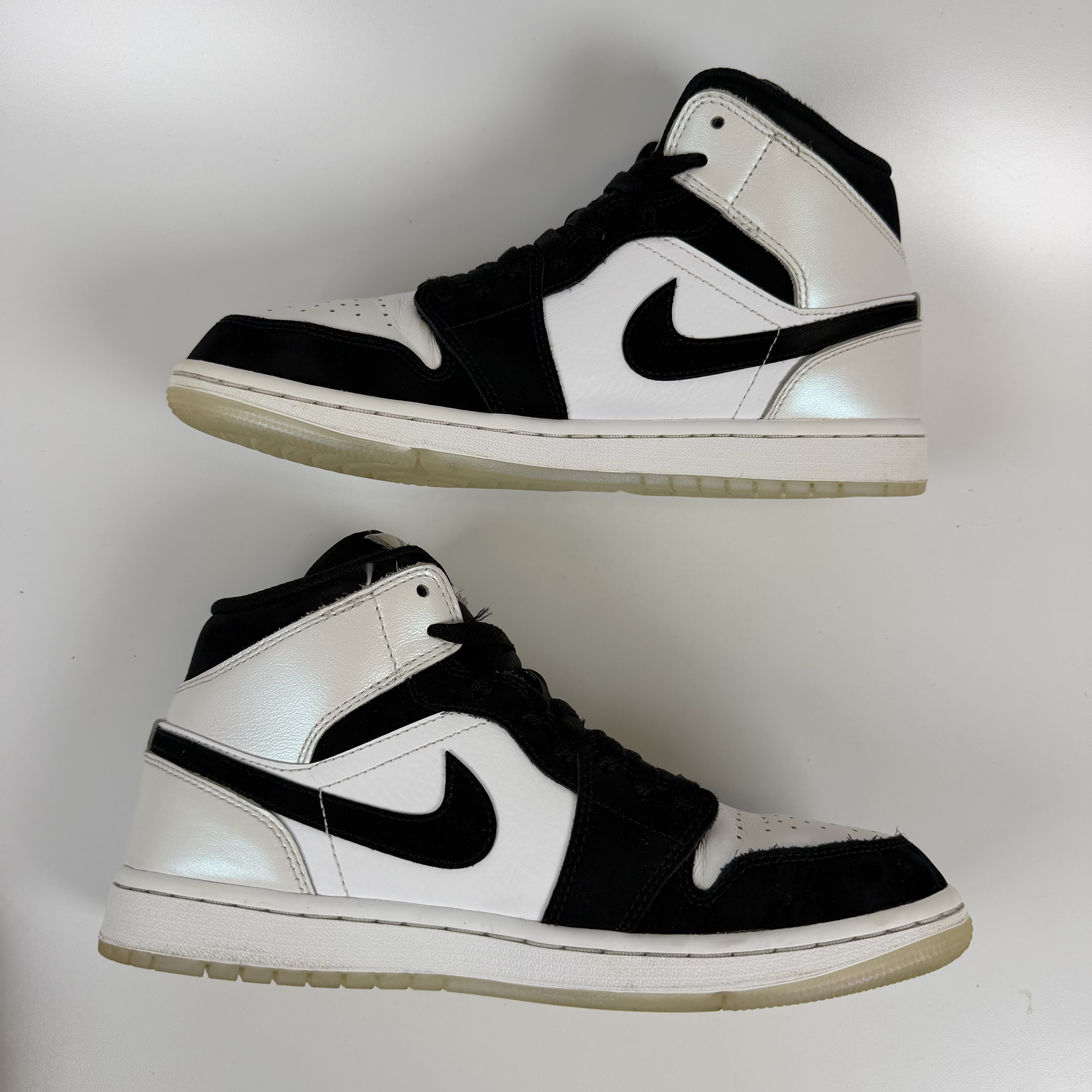 435572 Jordan 1 Mid Diamond Shorts