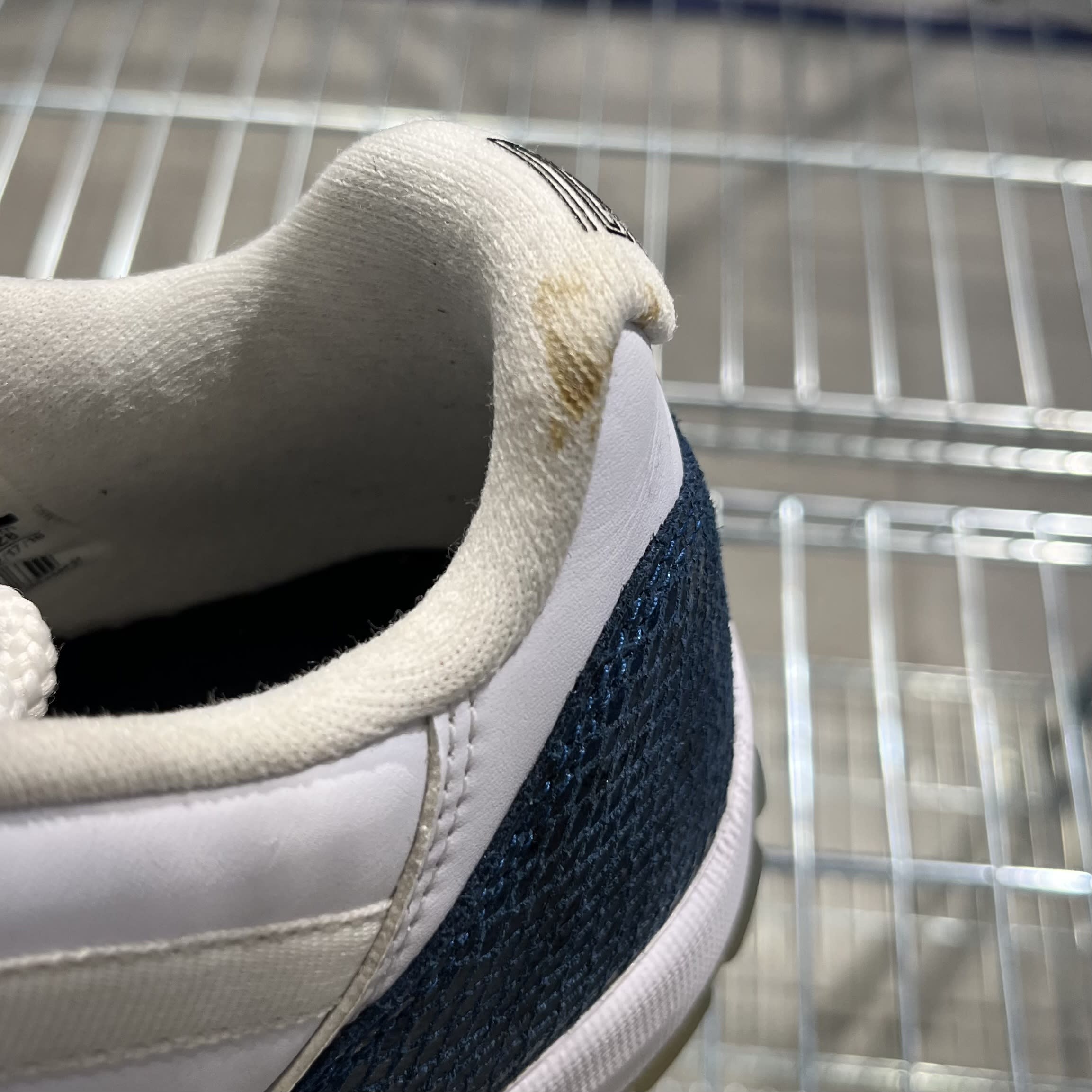 388057 Jordan 11 Retro Low Snake Navy (2019)
