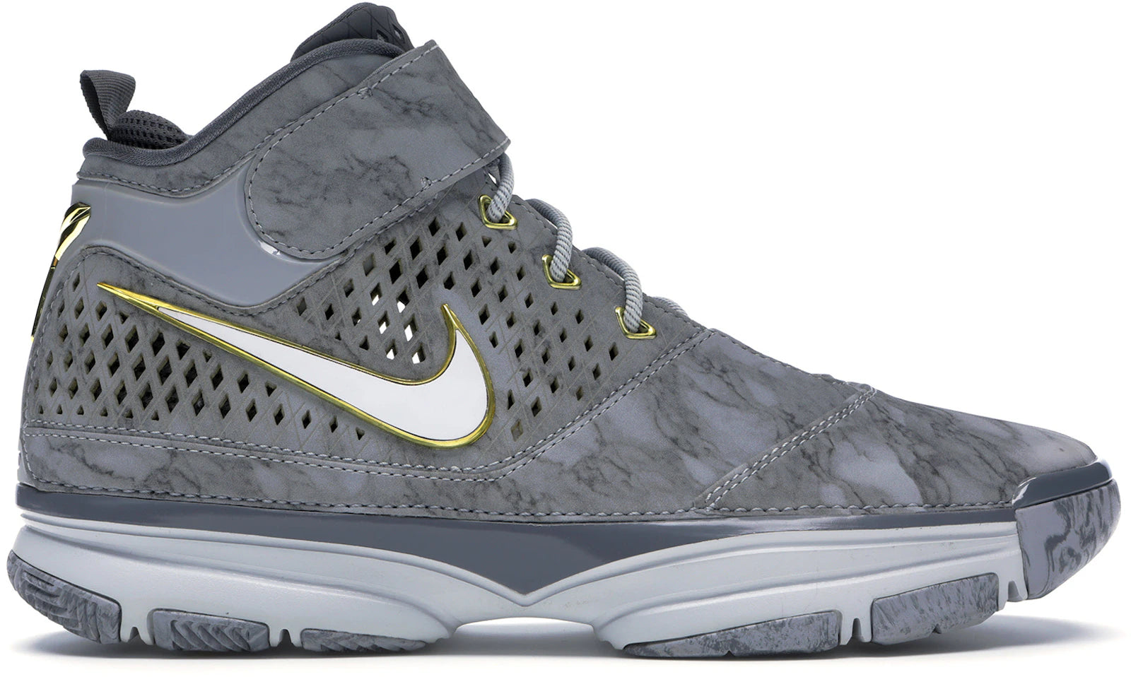 https://images.stockx.com/images/Kobe-2-Prelude-4-50-Points-Product.jpg?fit=fill&bg=FFFFFF&w=1000&fm=webp&auto=compress&q=90&dpr=2&trim=color&updated_at=1738193358