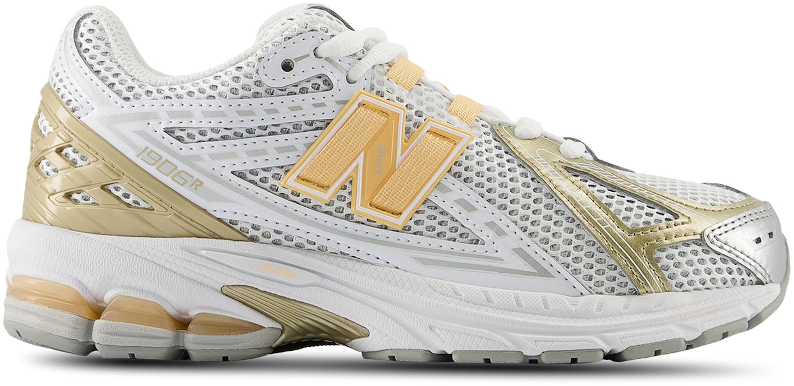 https://images.stockx.com/images/New-Balance-1906R-White-Silver-Gold-GS.jpg?fit=fill&bg=FFFFFF&w=1000&fm=webp&auto=compress&q=90&dpr=2&trim=color&updated_at=1736804150