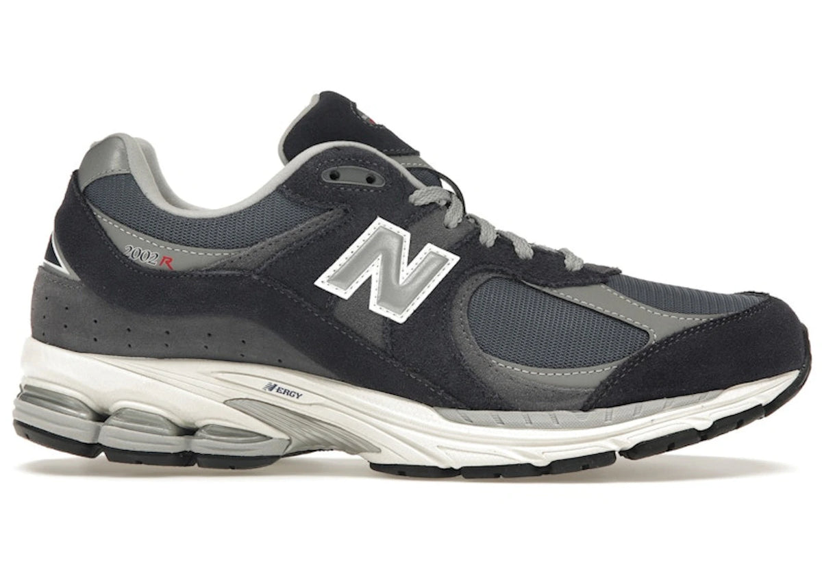 https://images.stockx.com/images/New-Balance-2002R-Eclipse-Raincloud-Product.jpg?fit=fill&bg=FFFFFF&w=700&h=500&fm=webp&auto=compress&q=90&dpr=2&trim=color&updated_at=1738193358