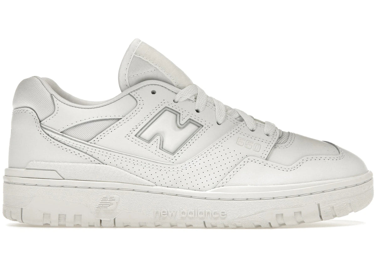 https://images.stockx.com/images/New-Balance-550-Triple-White-Product.jpg?fit=fill&bg=FFFFFF&w=700&h=500&fm=webp&auto=compress&q=90&dpr=2&trim=color&updated_at=1738193358