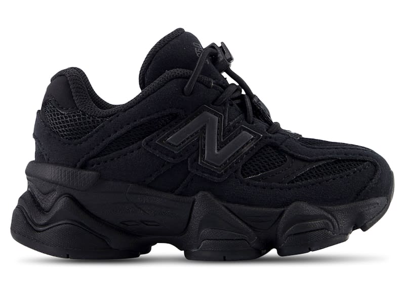 SP9587 New Balance 9060 Black (TD)