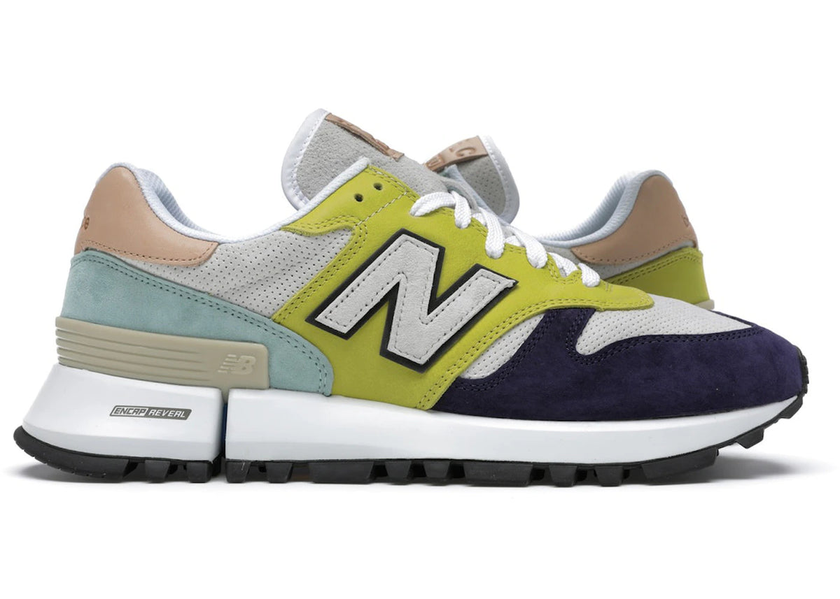 https://images.stockx.com/images/New-Balance-RC-1300-Tokyo-Design-Product.png?fit=fill&bg=FFFFFF&w=700&h=500&fm=webp&auto=compress&q=90&dpr=2&trim=color&updated_at=1738193358