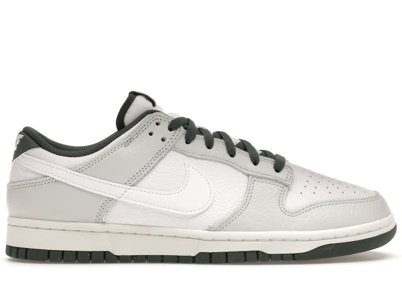 SP6531 Nike Dunk Low Retro SE Photon Dust Vintage Green