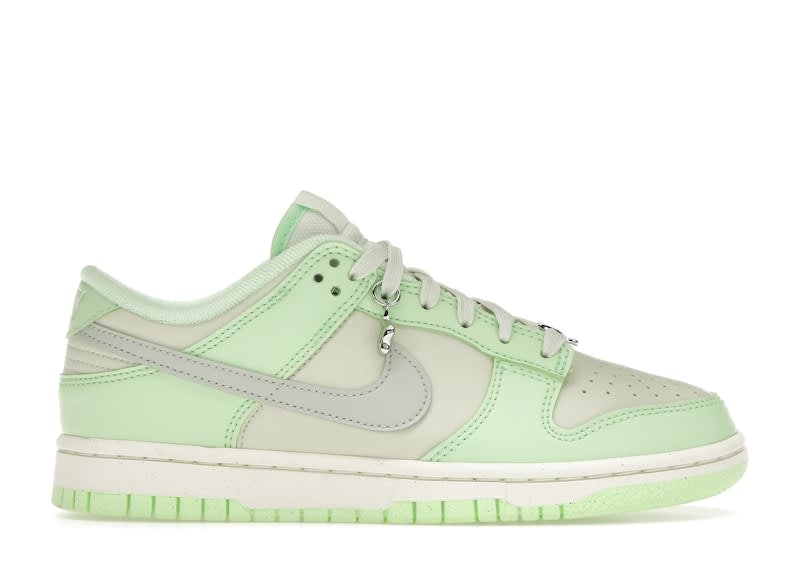 SP14780 Nike Dunk Low SE Next Nature Sea Glass (Women's)