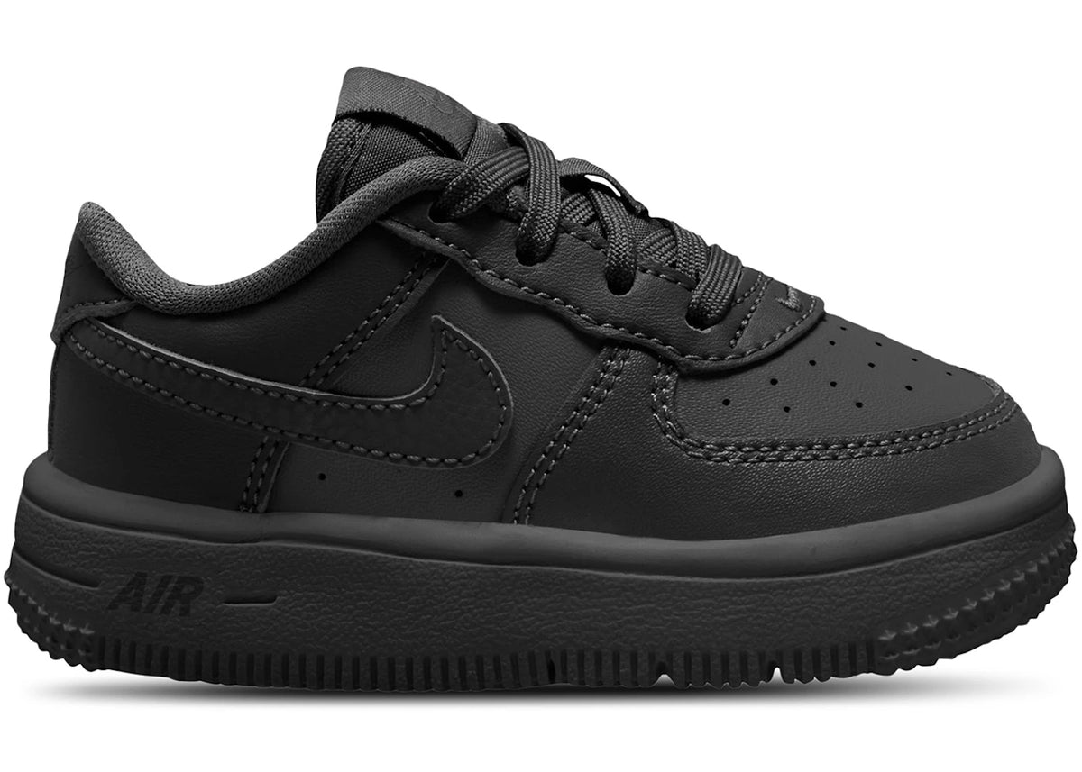 https://images.stockx.com/images/Nike-Force-1-Low-Black-TD.jpg?fit=fill&bg=FFFFFF&w=700&h=500&fm=webp&auto=compress&q=90&dpr=2&trim=color&updated_at=1750800532