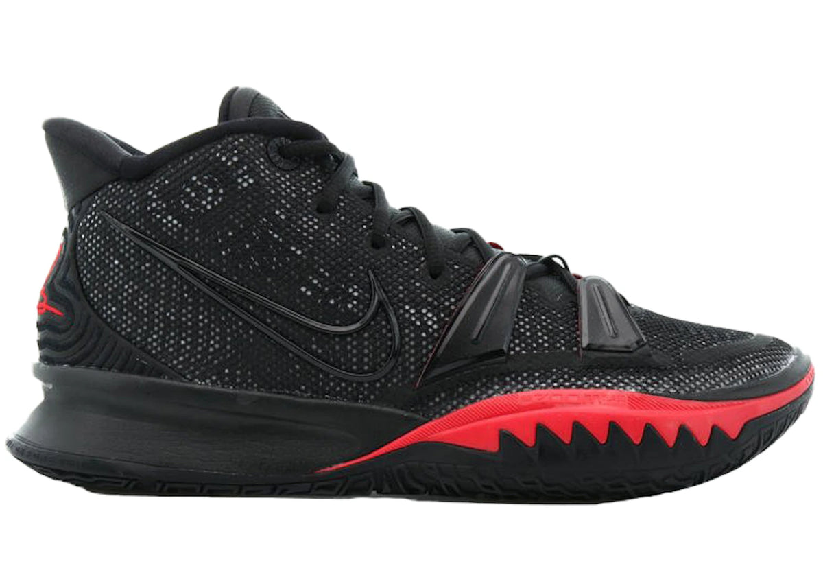 https://images.stockx.com/images/Nike-Kyrie-7-Bred.png?fit=fill&bg=FFFFFF&w=700&h=500&fm=webp&auto=compress&q=90&dpr=2&trim=color&updated_at=1617403012