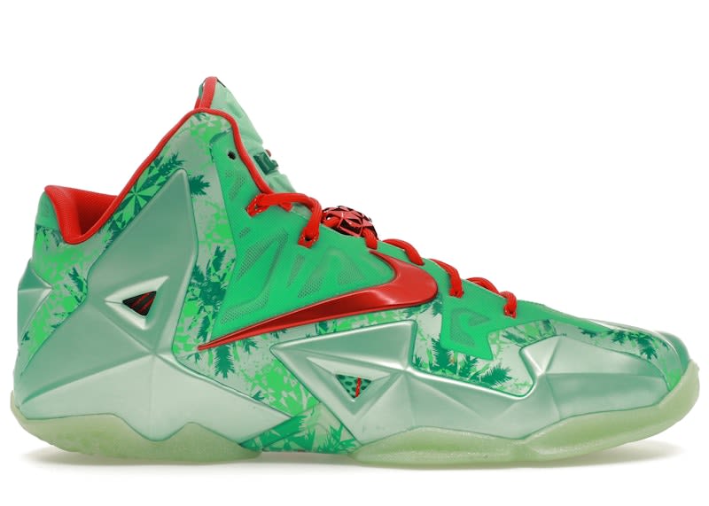 SP13297 Nike LeBron 11 Christmas