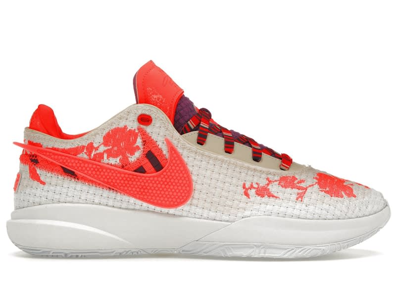 SP15138 Nike LeBron 20 PRM Mimi Plange Ceremony