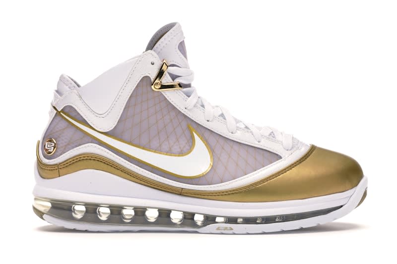SP14636 Nike LeBron 7 China Moon (2020)