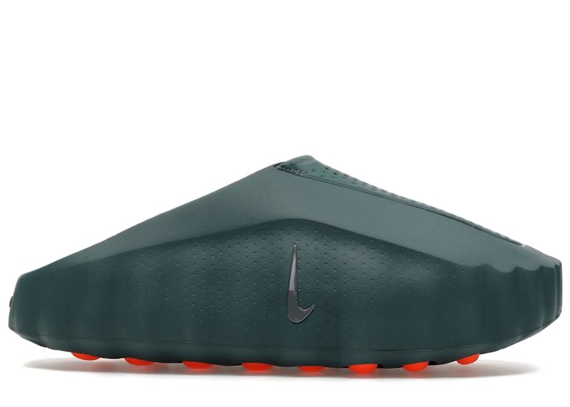 SP10321 Nike Mind 001 Mineral Slate Light Pumice Hyper Crimson Metallic Platinum