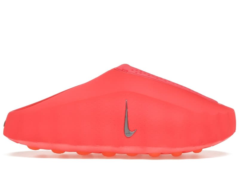SP11148 Nike Mind 001 Slide Solar Red