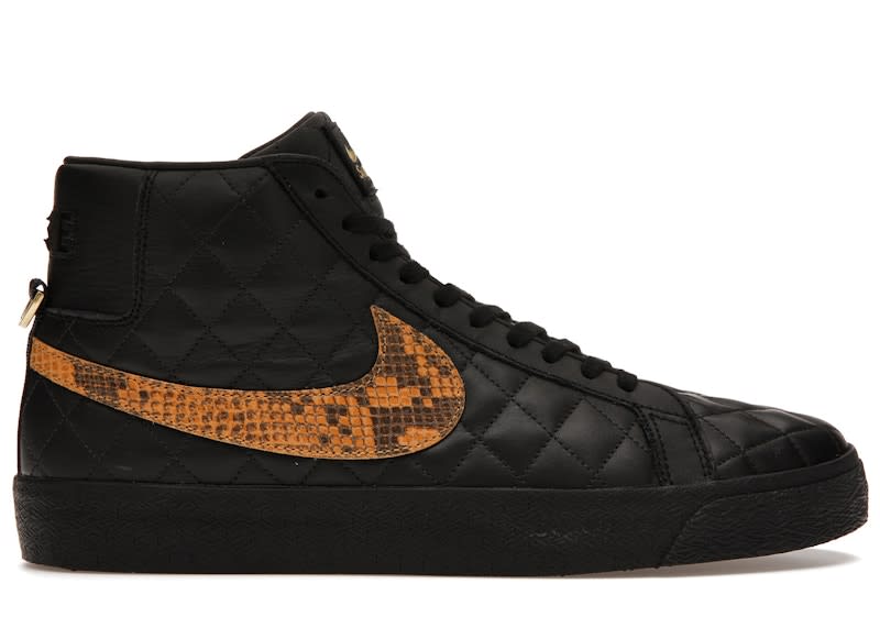 SP14488 Nike SB Blazer Mid QS Supreme Black