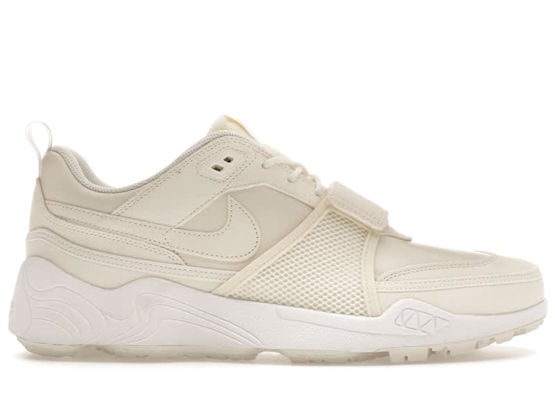 https://res.cloudinary.com/dlqdbsx2k/image/upload/v1788539584/Nike-Zoom-Field-Jaxx-SP-Travis-Scott-Sail-Product_lfp6vh.jpg