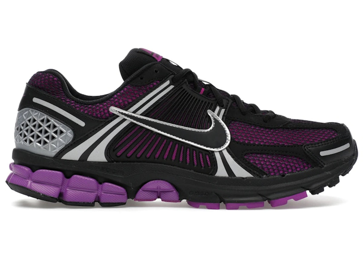 https://images.stockx.com/images/Nike-Zoom-Vomero-5-Black-Vivid-Purple-Product.jpg?fit=fill&bg=FFFFFF&w=700&h=500&fm=webp&auto=compress&q=90&dpr=2&trim=color&updated_at=1741385947