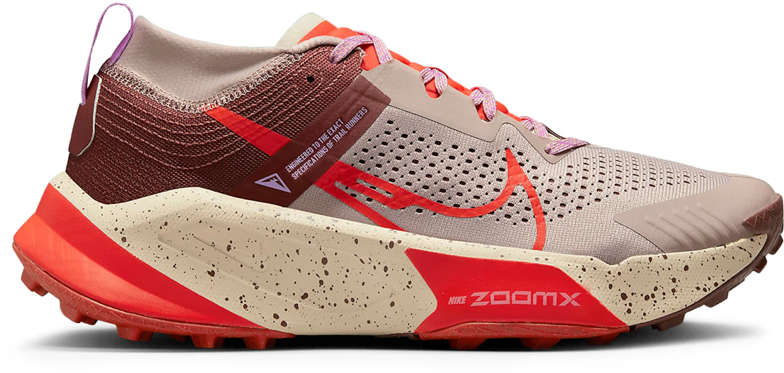https://images.stockx.com/images/Nike-ZoomX-Zegama-Trail-Diffused-Taupe-Dark-Pony-Sand-Drift-Picante-Red.jpg?fit=fill&bg=FFFFFF&w=1000&fm=webp&auto=compress&q=90&dpr=2&trim=color&updated_at=1684158138