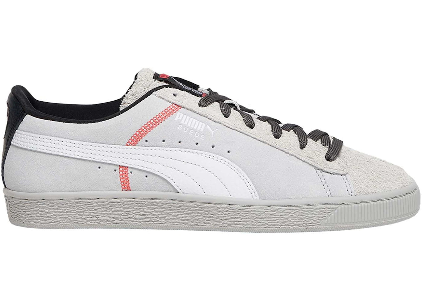 https://images.stockx.com/images/Puma-Suede-Staple-Create-From-Division-Lunar-New-Year.jpg?fit=fill&bg=FFFFFF&w=700&h=500&fm=webp&auto=compress&q=90&dpr=2&trim=color&updated_at=1644525409