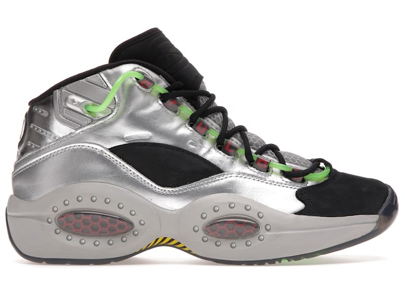 SP9026 Reebok Question Mid Minions Gru's Lab