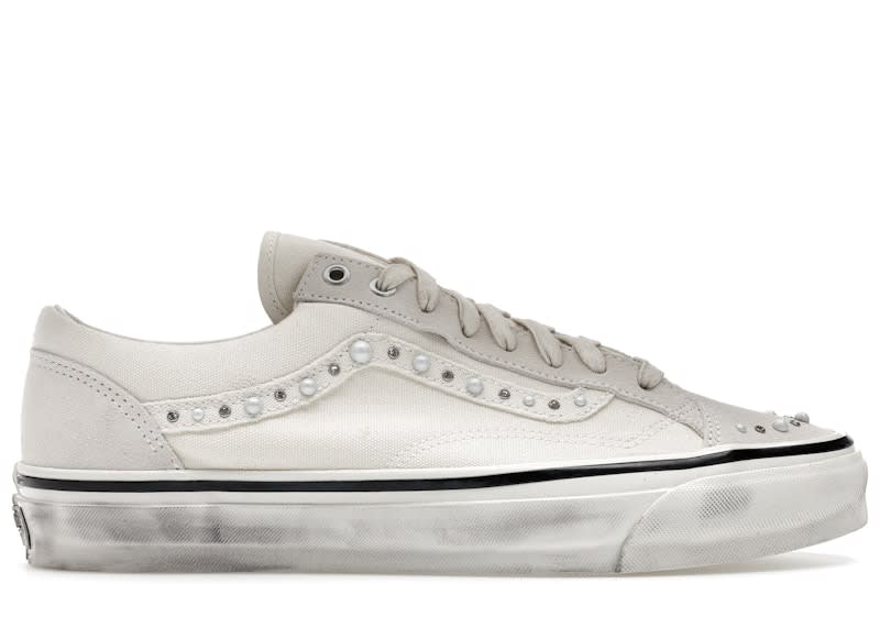 https://res.cloudinary.com/dlqdbsx2k/image/upload/v1782228823/Vans-OTW-Old-Skool-36-Pearlized-Pack-Marshmallow-Product_smzwah.jpg