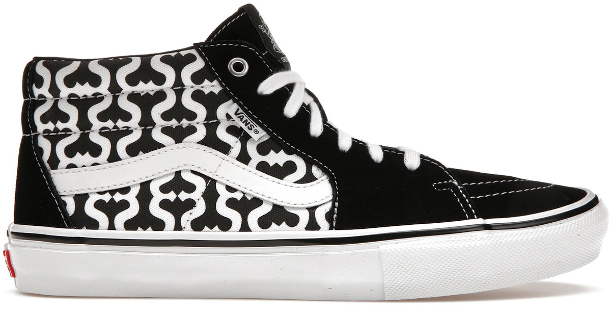 https://images.stockx.com/images/Vans-Skate-Grosso-Mid-Supreme-Black-Product.jpg?fit=fill&bg=FFFFFF&w=1000&fm=webp&auto=compress&q=90&dpr=2&trim=color&updated_at=1738193358