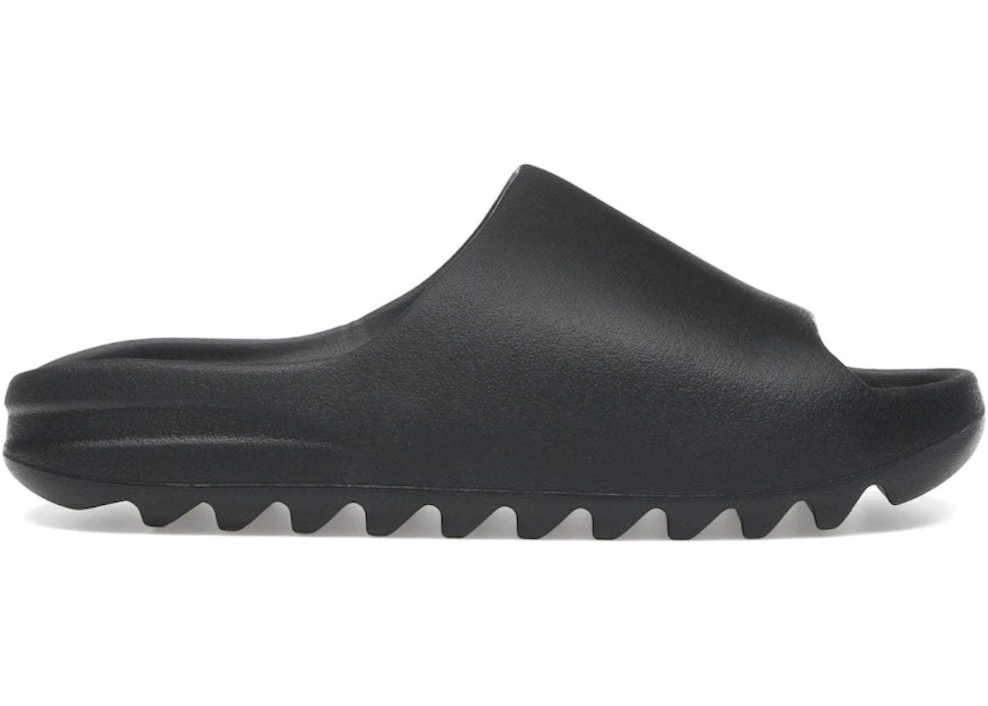 https://images.stockx.com/images/YZY-YS-01-Black-Product.jpg?fit=fill&bg=FFFFFF&w=700&h=500&fm=webp&auto=compress&q=90&dpr=2&trim=color&updated_at=1762290968