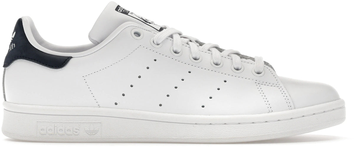 https://images.stockx.com/images/adidas-Stan-Smith-White-Navy-2020-W-Product.jpg?fit=fill&bg=FFFFFF&w=1000&fm=webp&auto=compress&q=90&dpr=2&trim=color&updated_at=1770050169