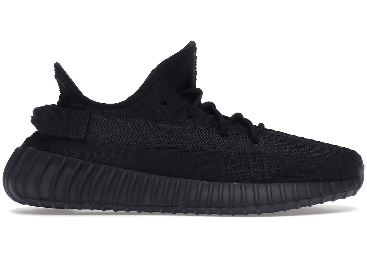 https://images.stockx.com/images/adidas-Yeezy-Boost-350-V2-Onyx-Product.jpg?fit=fill&bg=FFFFFF&w=700&h=500&fm=webp&auto=compress&q=90&dpr=2&trim=color&updated_at=1738193358
