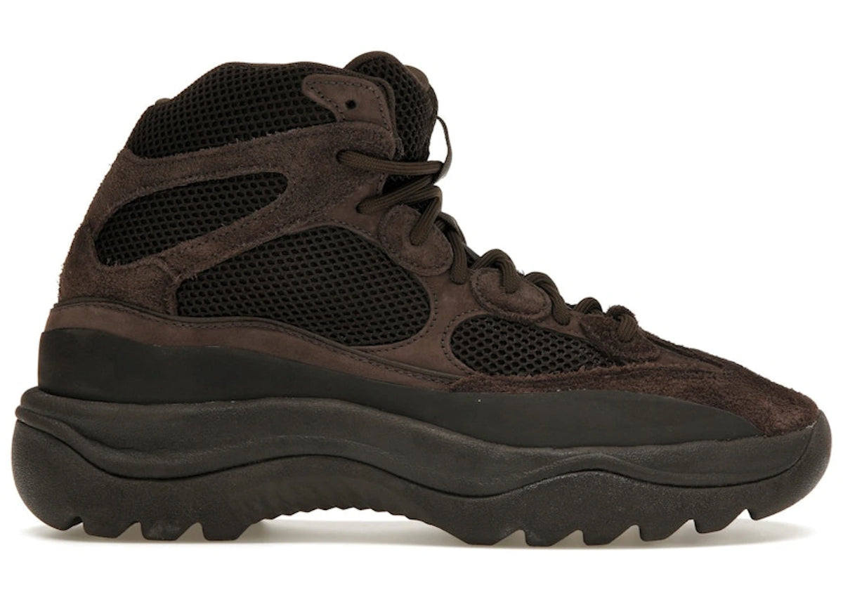 https://images.stockx.com/images/adidas-Yeezy-Desert-Boot-Oil-Product.jpg?fit=fill&bg=FFFFFF&w=700&h=500&fm=webp&auto=compress&q=90&dpr=2&trim=color&updated_at=1738193358
