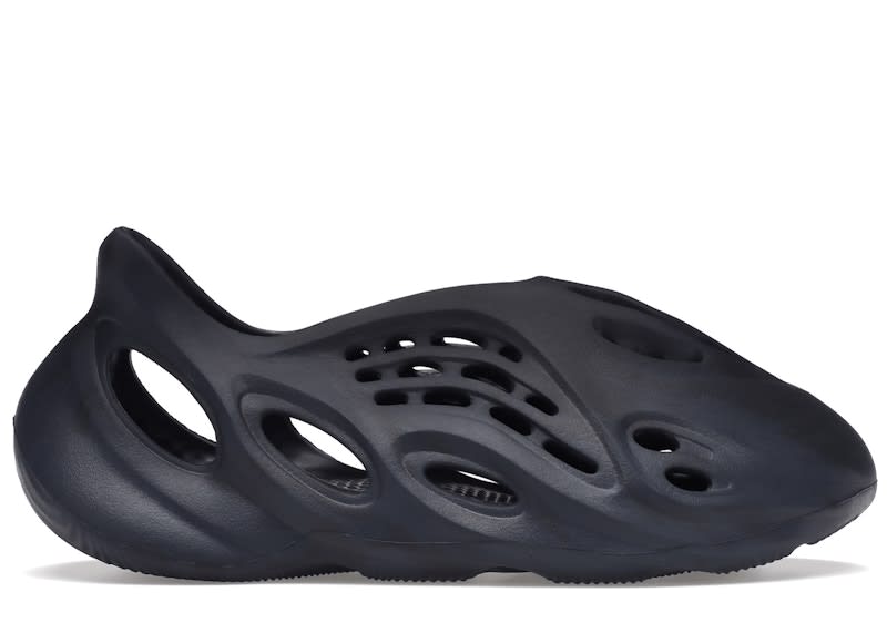 SP325 adidas Yeezy Foam RNNR Mineral Blue