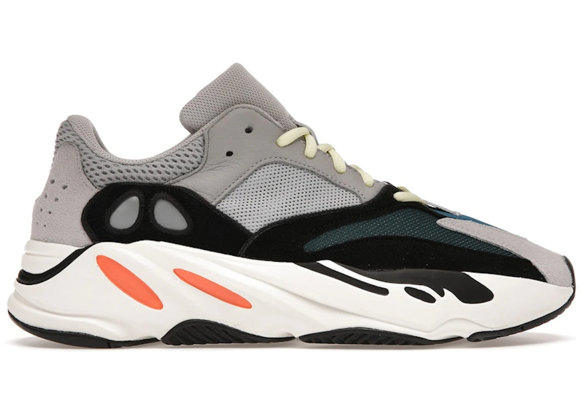 https://images.stockx.com/images/adidas-Yeezy-Wave-Runner-700-Solid-Grey-Product.jpg?fit=fill&bg=FFFFFF&w=700&h=500&fm=webp&auto=compress&q=90&dpr=2&trim=color&updated_at=1738193358