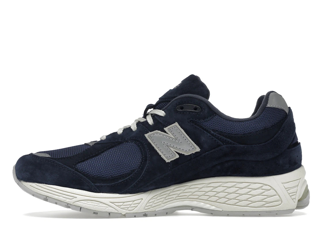 537182 New Balance 2002R Navy Grey