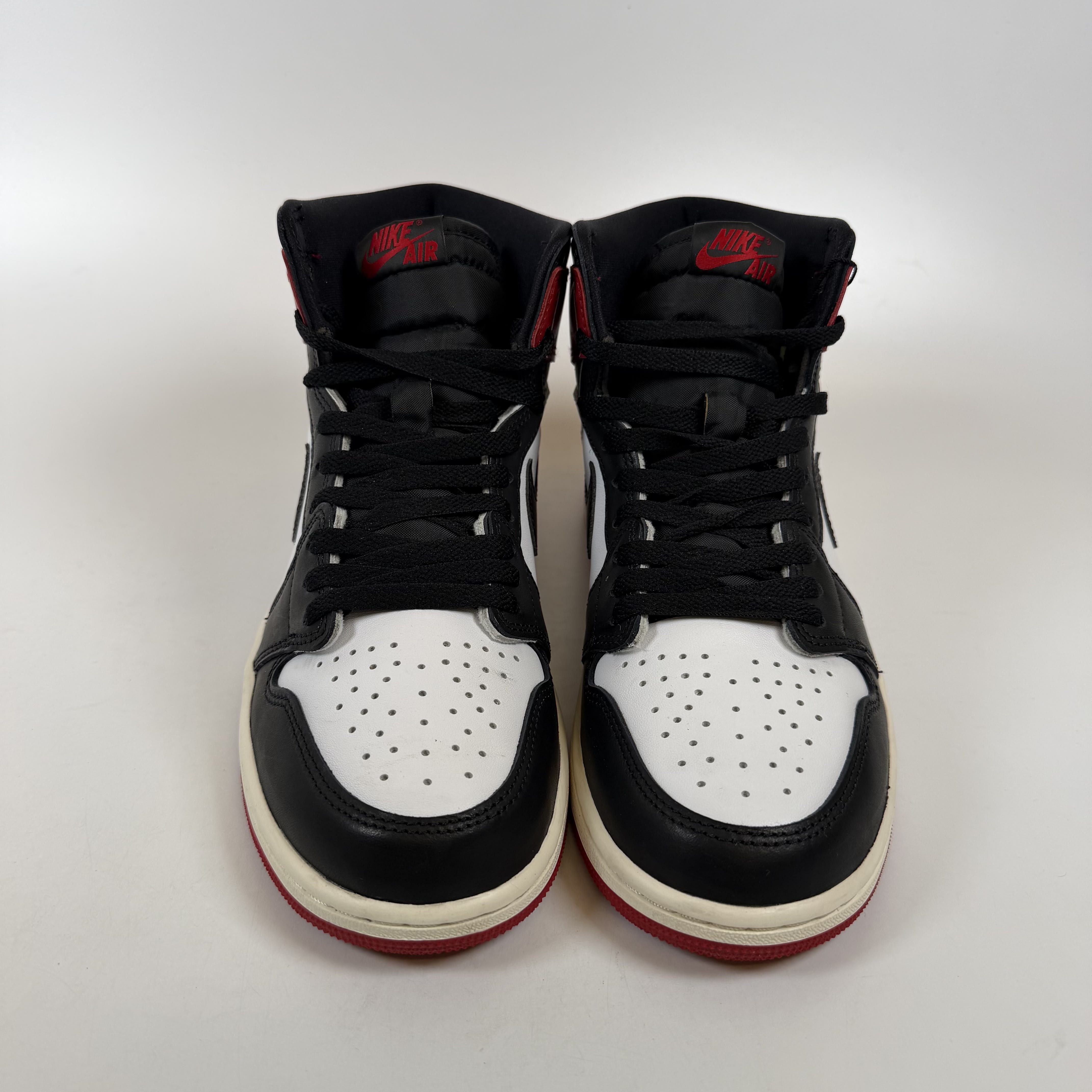 [SP10053] Jordan 1 Retro High OG Black Toe Reimagined