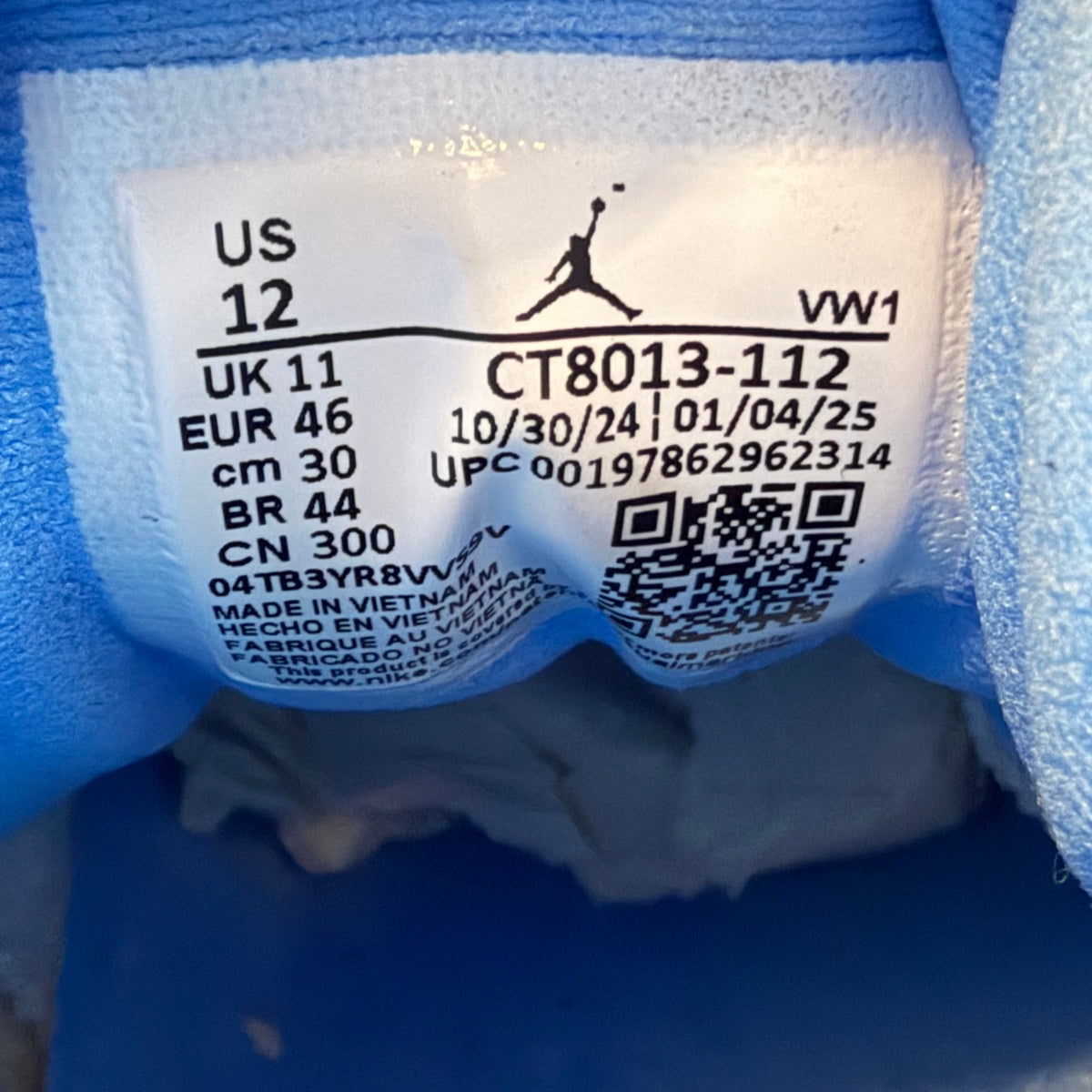 https://res.cloudinary.com/dlqdbsx2k/image/upload/v1790268672/blob_akracc.jpg